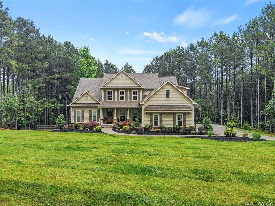 1st image of 113 Trent Pines Dr