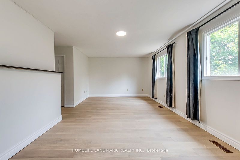 Oakville Townhouse for rent - 4 Bedrooms — photo 19