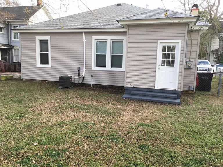 506 W Fearing St — Photo 15