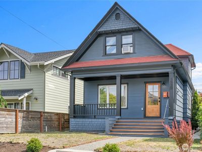 1930 5th Avenue W, Seattle, WA, 98119