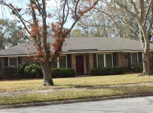 11074 Creekview Dr, Jacksonville, FL 32225