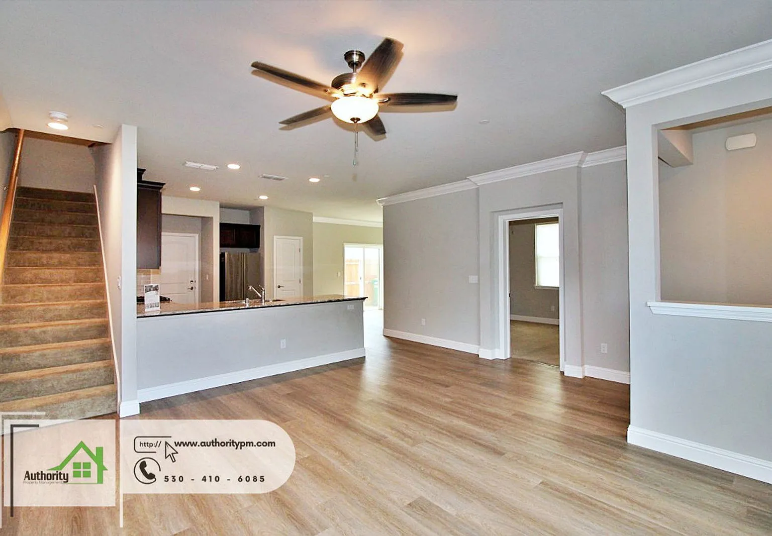 4 bed, 3.0 bath, 2127 sqft, $2,295 — Photo 4
