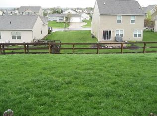 553 Lake Front Dr, Lebanon, OH 45036