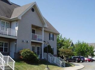 828 N 10th St APT 102, Sheboygan, WI 53081