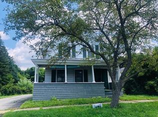 88 Meadow St, Rutland, VT 05701