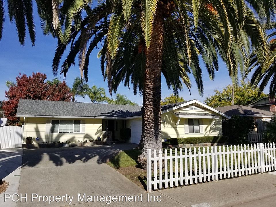 1st image of 4733 Papaya Dr