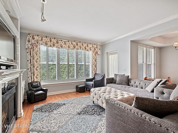 2nd image of 9350 Skokie Blvd Unit 409