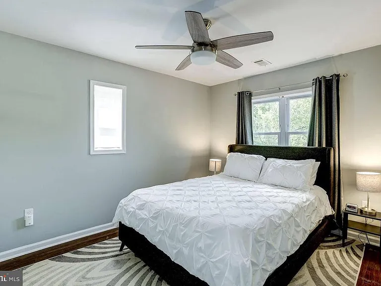 515 Oakwood St SE #2 — Photo 7