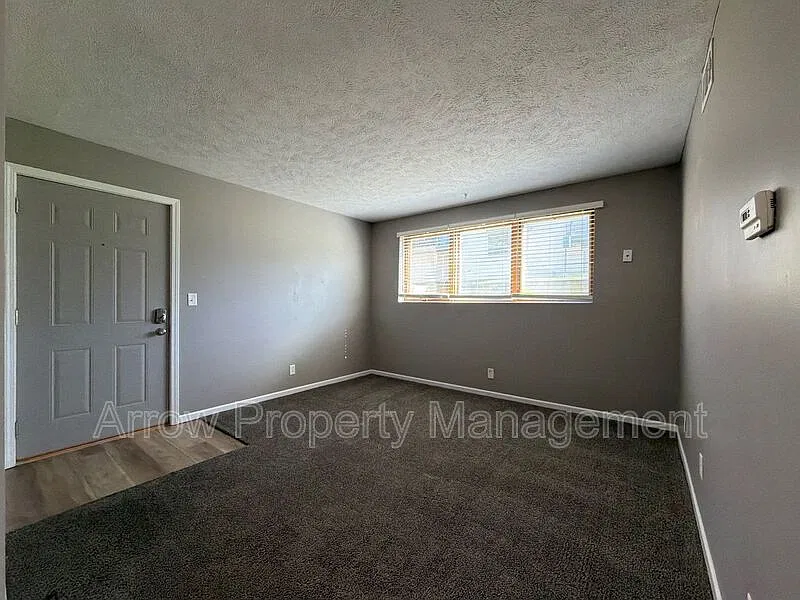 3840 S 46th St — Photo 4