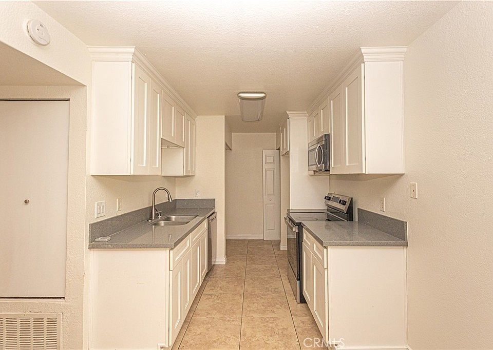 1st image of 1265 Kendall Dr APT 811