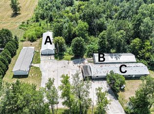 68715 66th Ave, Watervliet, MI 49098