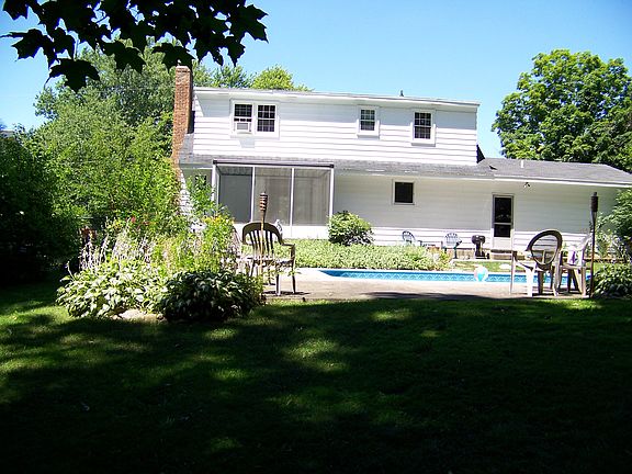 4th image of 3160 Pinedale Dr SW