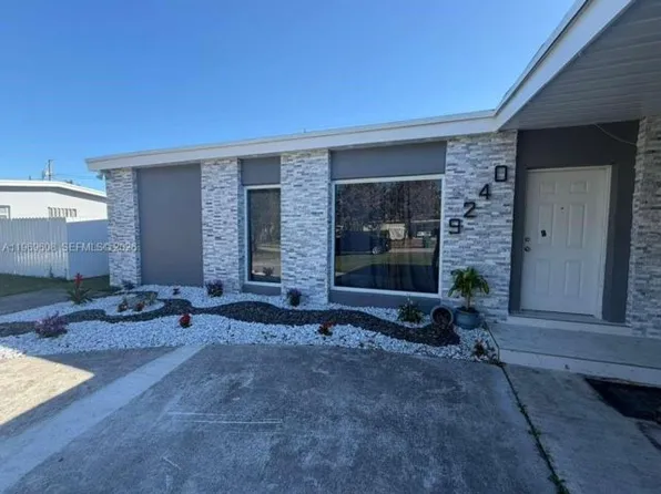 9240 Nautilus Dr, Cutler Bay, FL 33189
