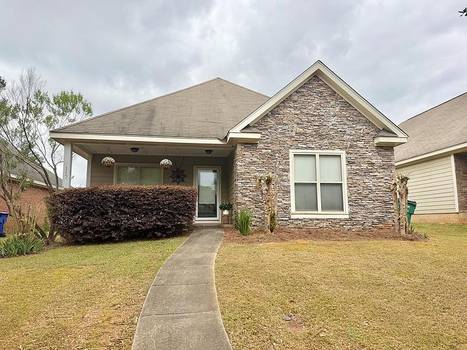 1st image of 117 Martha George Hall Dr