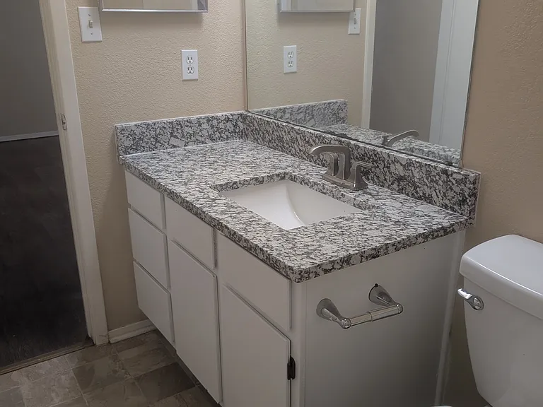 2411 Windy Pine Ln — Photo 22