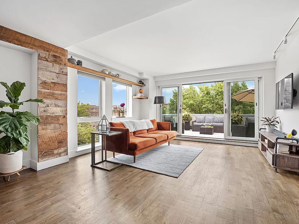 1st image of 59 Hawthorne St APT 5A