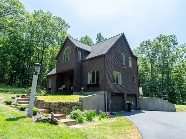 140 Sutton Rd, Webster, MA 01570
