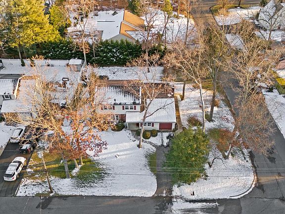 4th image of 2987 Crane St