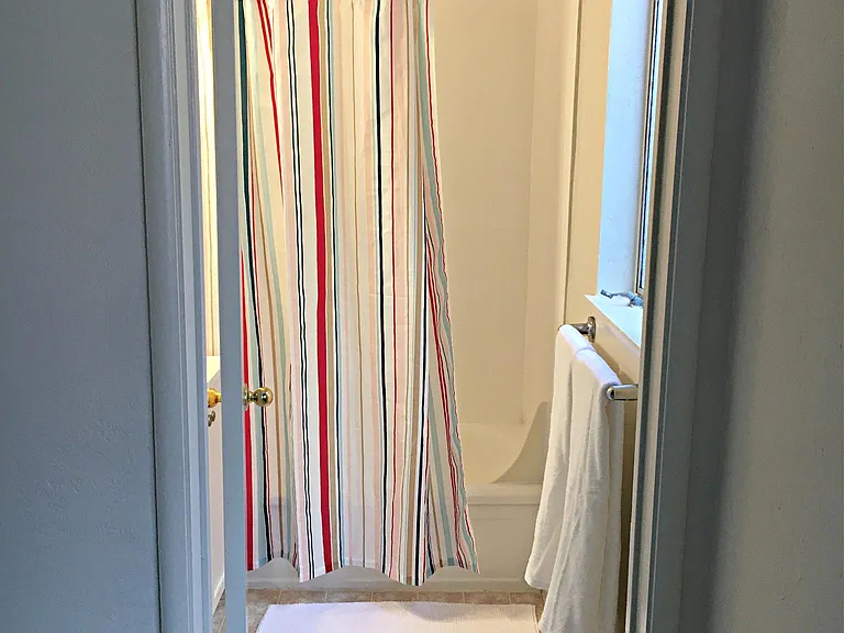 Manchester Apartments — Photo 6