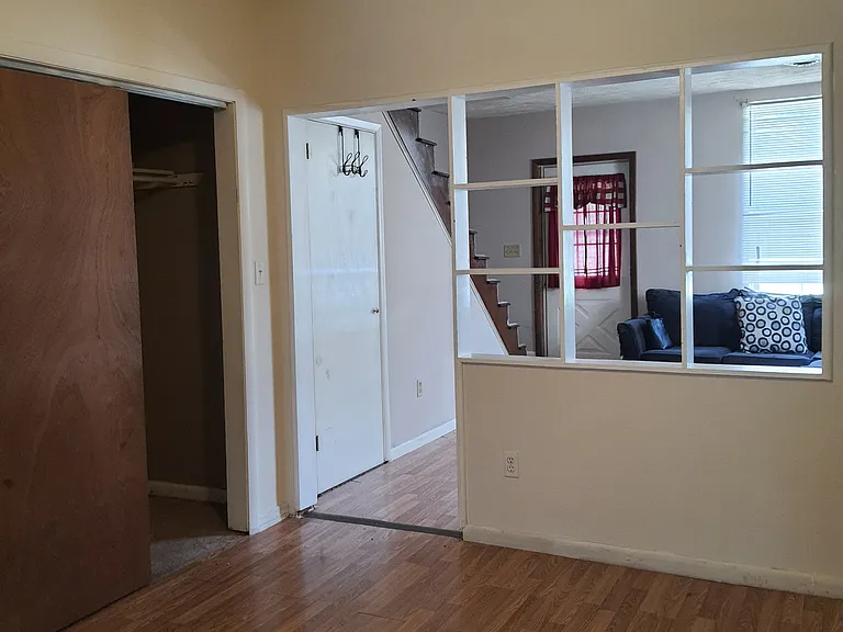 793 Walnut St — Photo 12