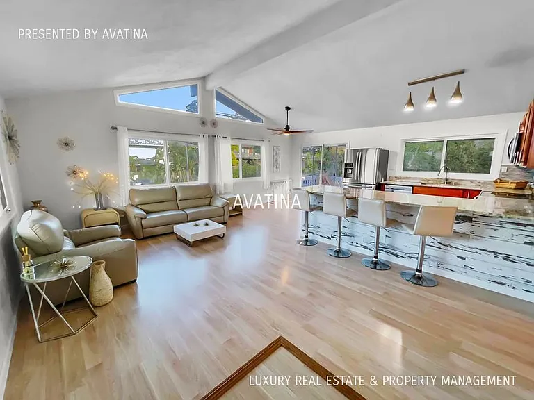 1389 Nanialii St #Home 2 — Photo 1