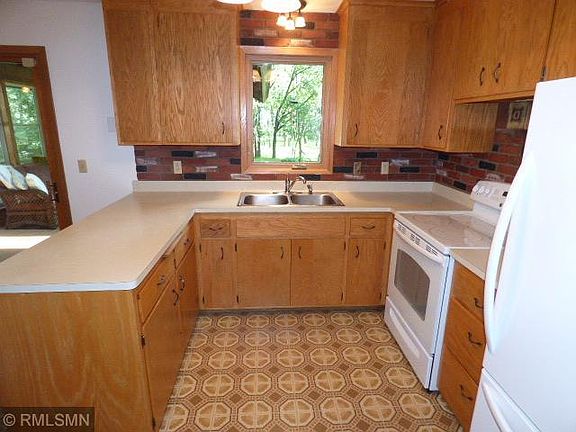 4th image of 15911 Kamacite St NW