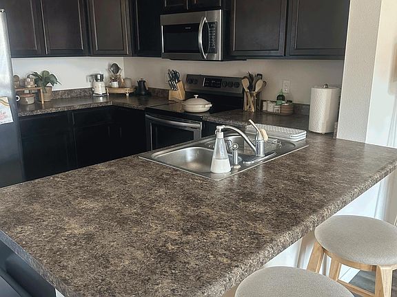 4th image of 1137 Lily Ln