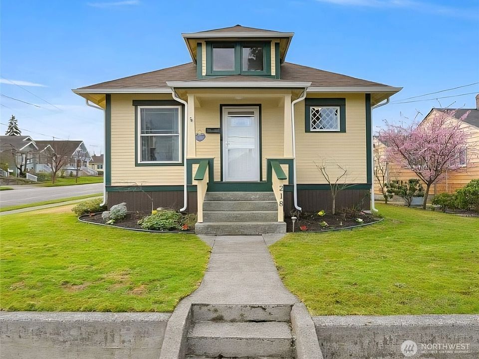 1st image of 218 Evergreen Street