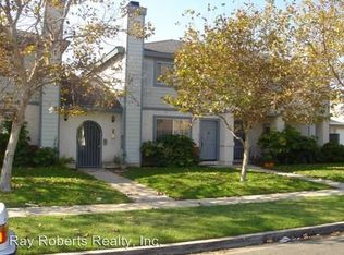 10711 Walnut St, Los Alamitos, CA 90720