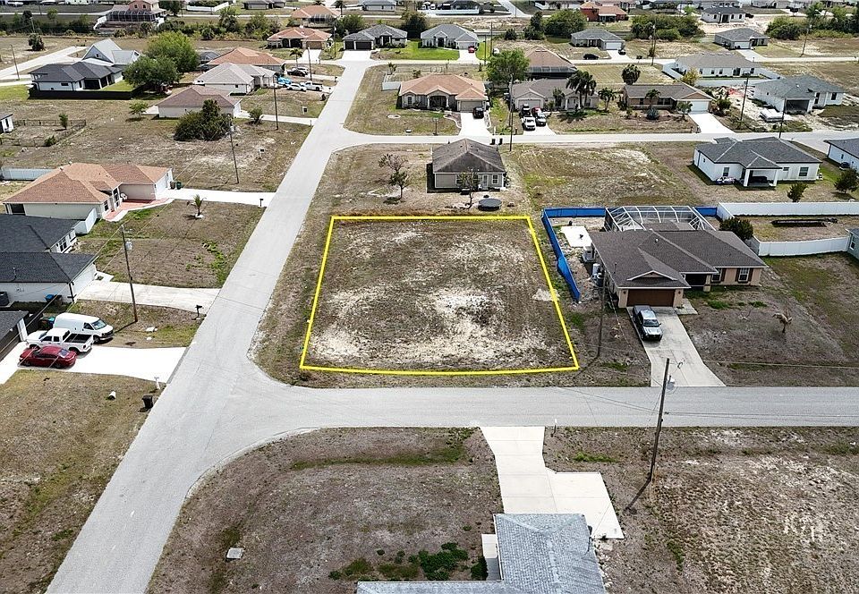 1st image of 300 NW 21st St