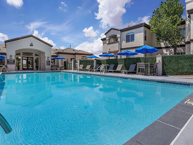 Broadstone Heights — Photo 1