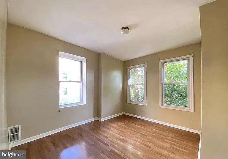 3912 Haverford Ave — Photo 12