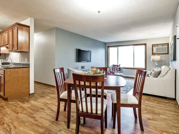 Springwood Apartments