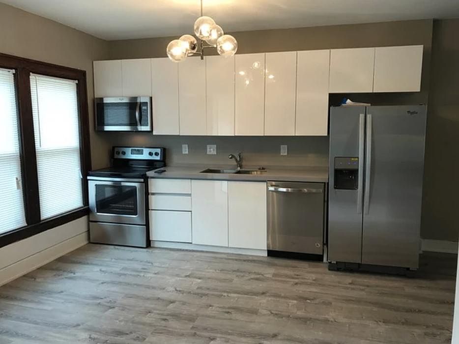 1st image of 205 E 13th Ave