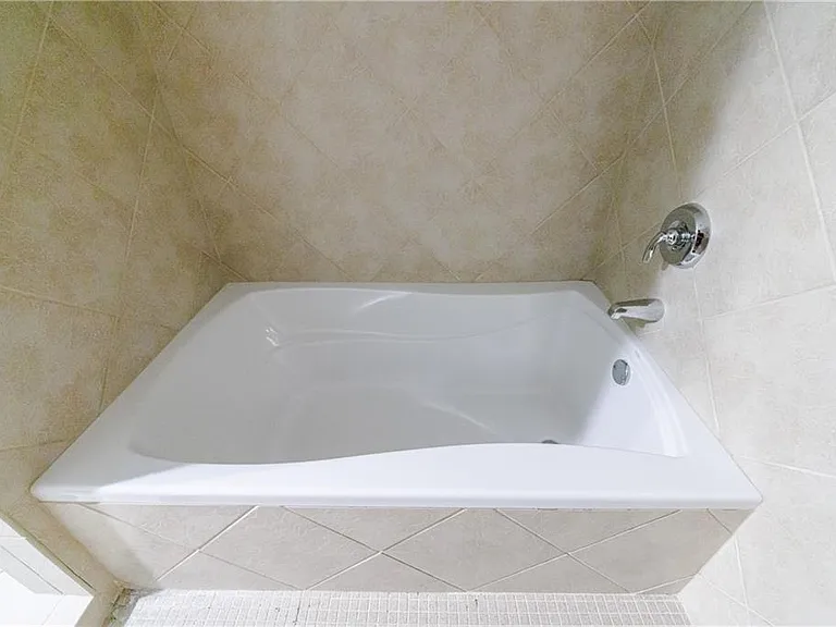 1380 Stirling Cir NW #26 — Photo 39
