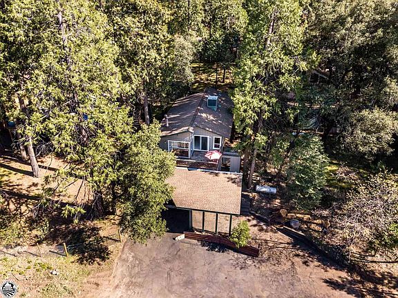 5th image of 22348 Ponderosa Dr