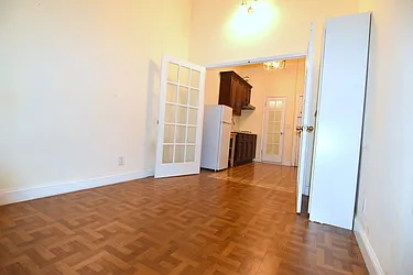 Rented by Manhattan Spaces