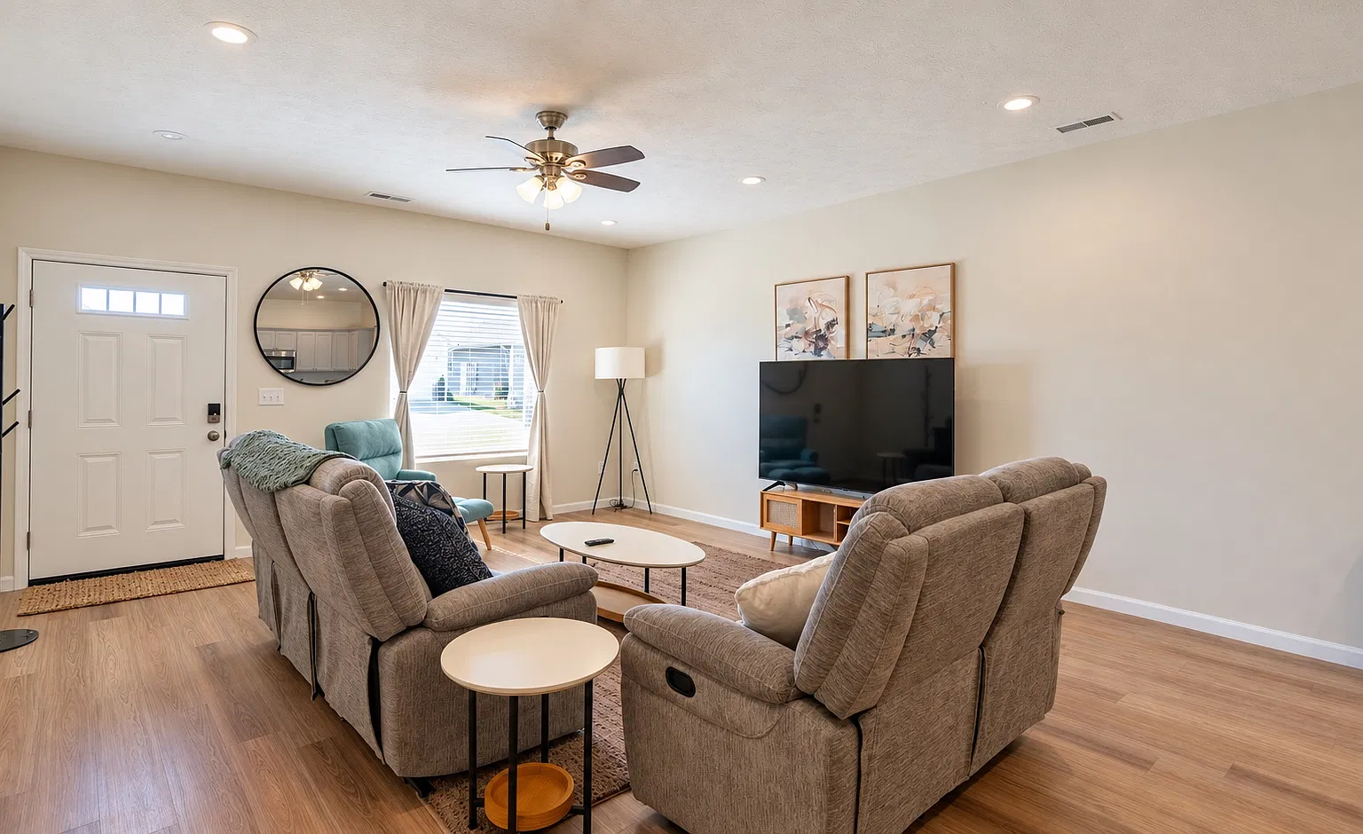 4306 Dawn Street - 1 — Photo 3