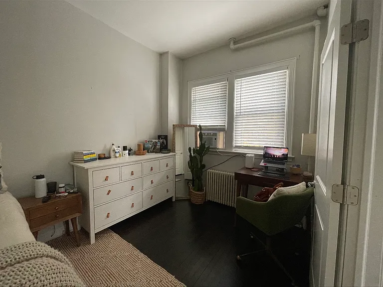 529 Park Ave #1 — Photo 14