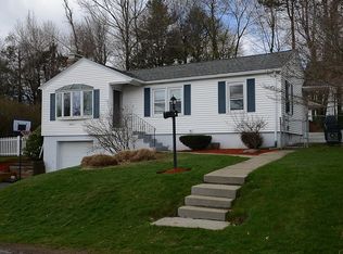 62 Gates Rd, Shrewsbury, MA 01545