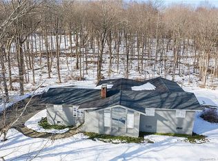 15 White Birch Rd, Redding, CT 06896