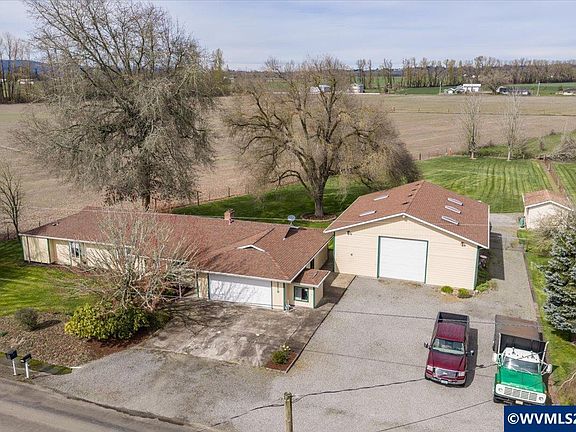 3rd image of 31179 Willoway Dr SW