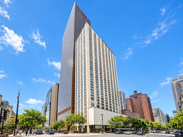 777 N Michigan Ave APT 3100, Chicago, IL 60611