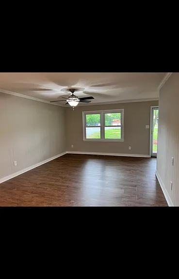 7076 Kennedy Rd — Photo 4