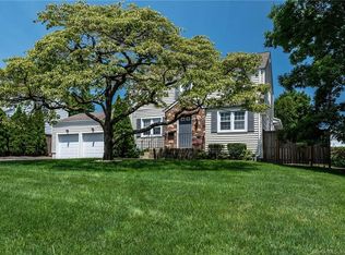 169 Knox Rd, Stamford, CT 06907