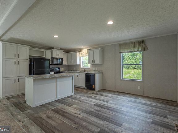 4th image of 31697 E Trap Pond Rd