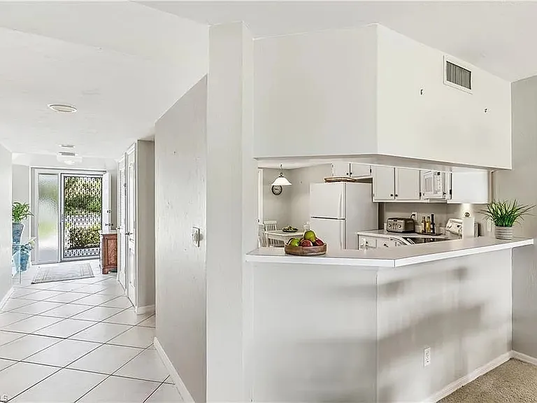 1500 Misty Pines Cir #103 — Photo 3