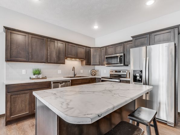 sioux-falls-south-dakota-443812591 picture