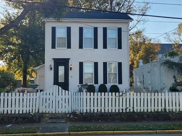 516 Chestnut St, Bowling Green, KY 42101