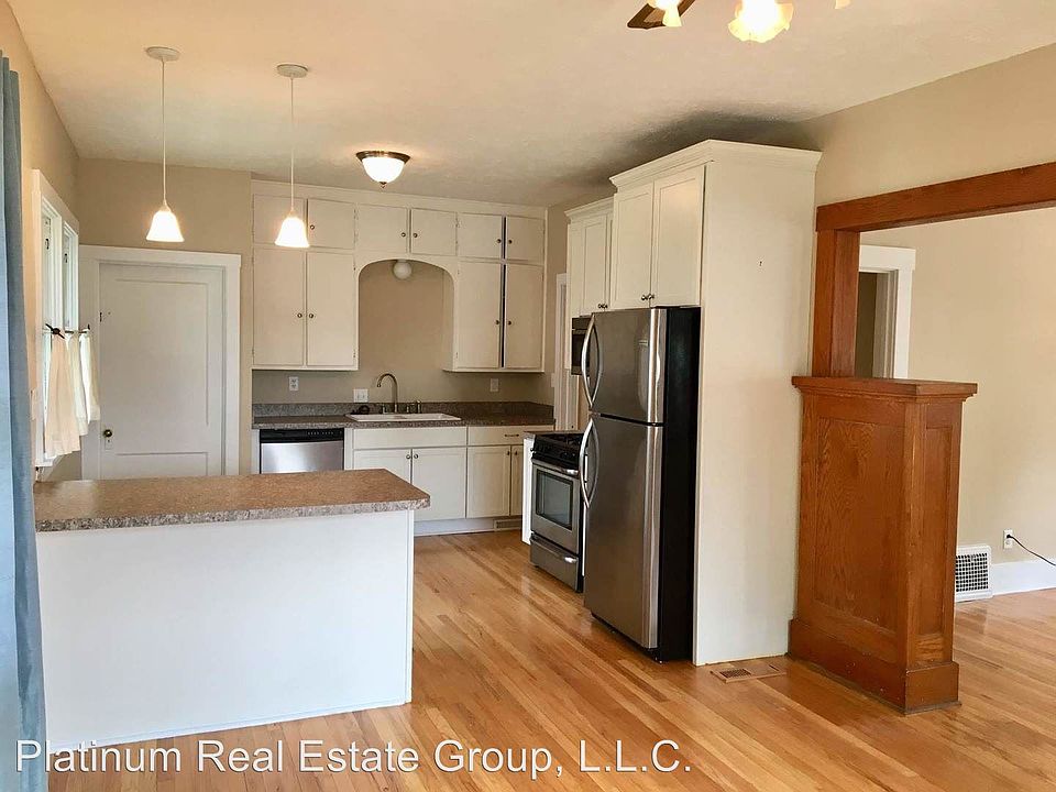 1st image of 352 N 36th Ave